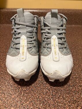 Under Armour Light Gray and Gold Baseball Cleats